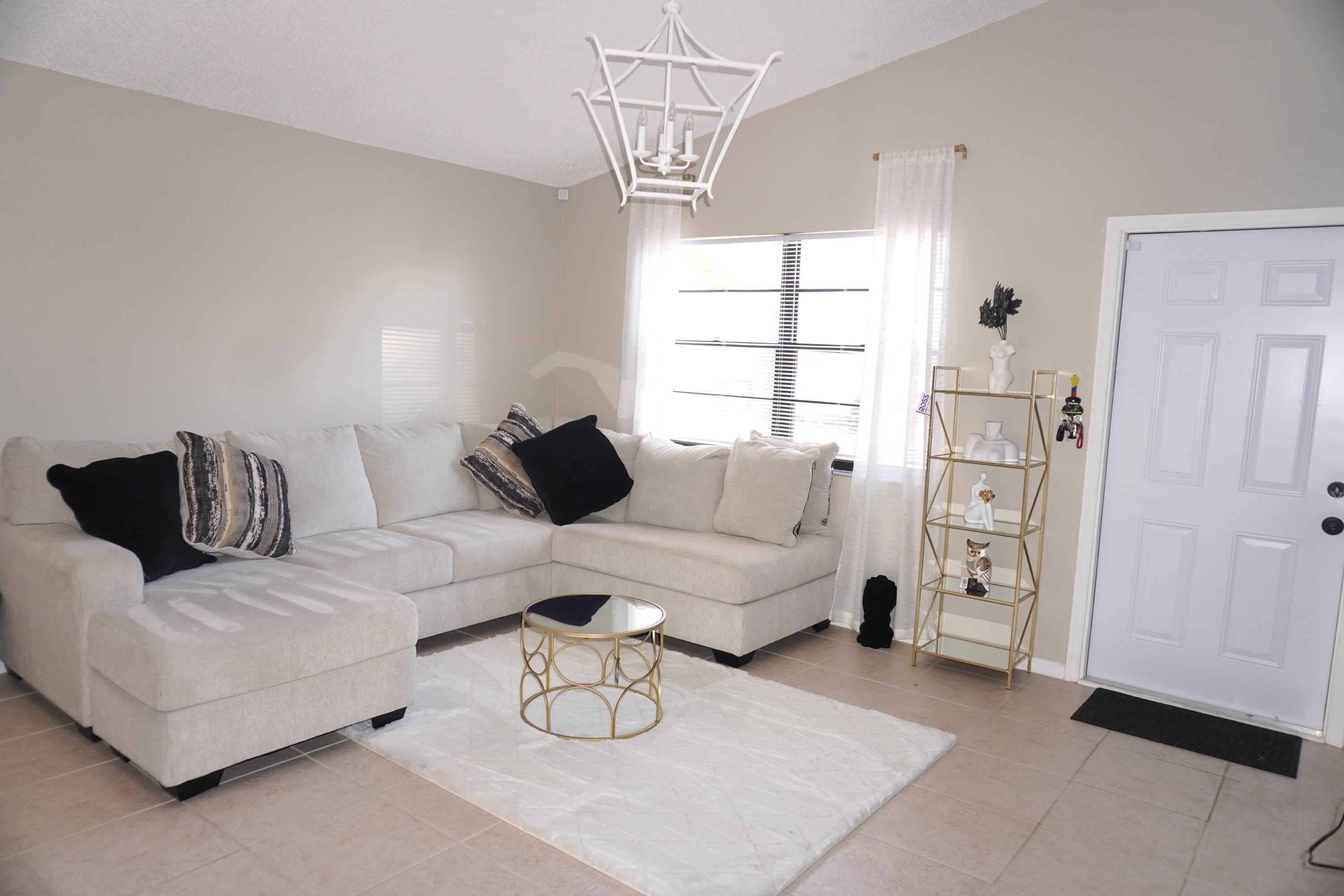 8731 Uranus Terrace – photo 4