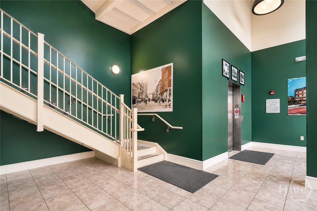 122 W Broughton Street – photo 3