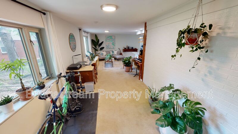 2125 Belloak Drive – photo 4