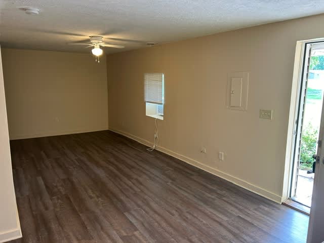 5520 Summit Ave – photo 2