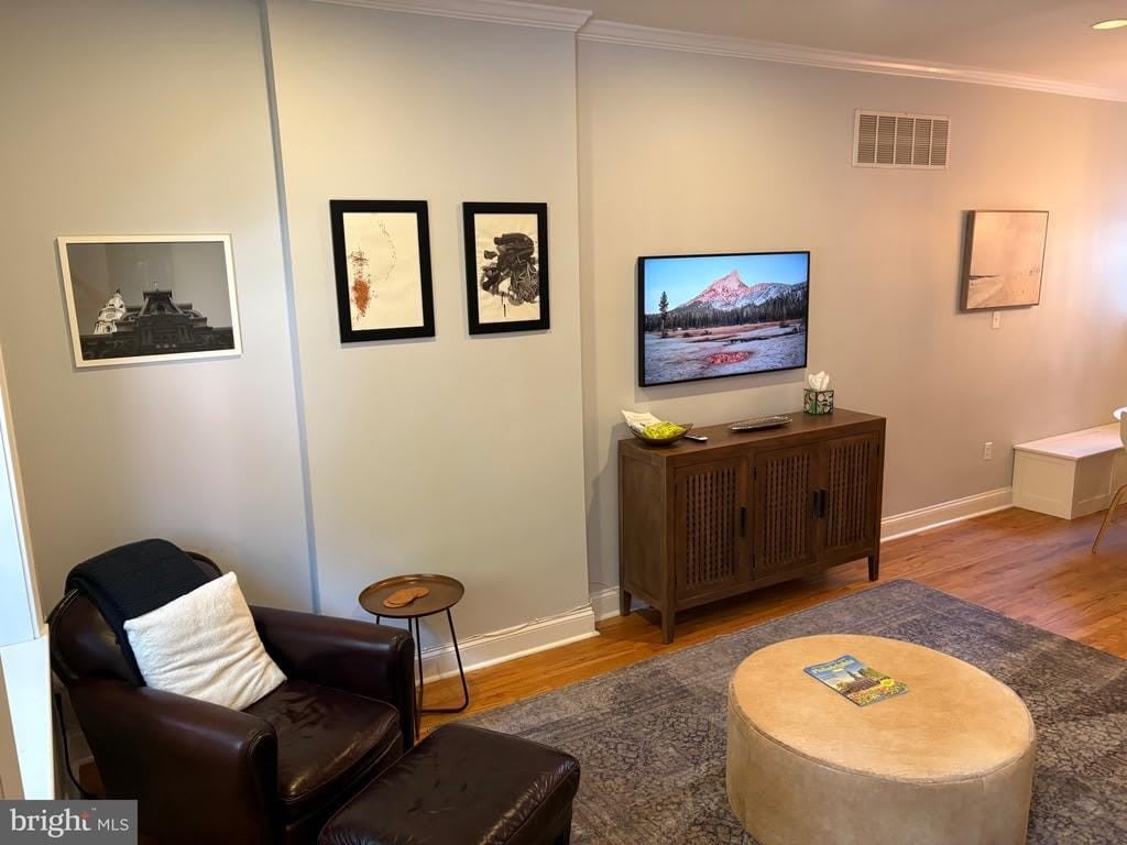 2608 SWAIN STREET – photo 4