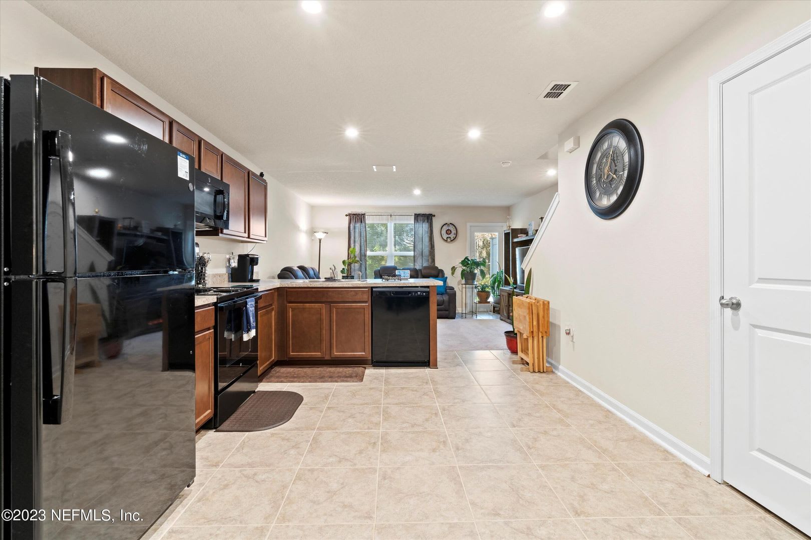 5893 Creekside Crossing – photo 2