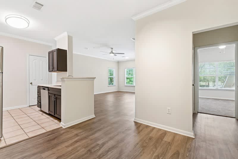Indigo Pointe Apartments – photo 3