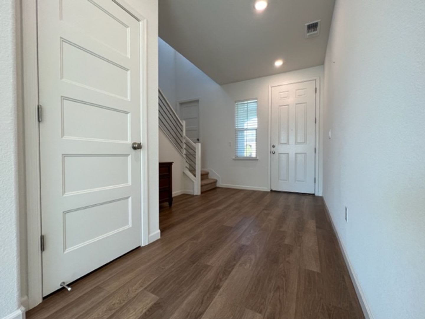 Gorgeous 4 Bedroom, 3 Bathroom Home in Oakley with SOLAR! – photo 3