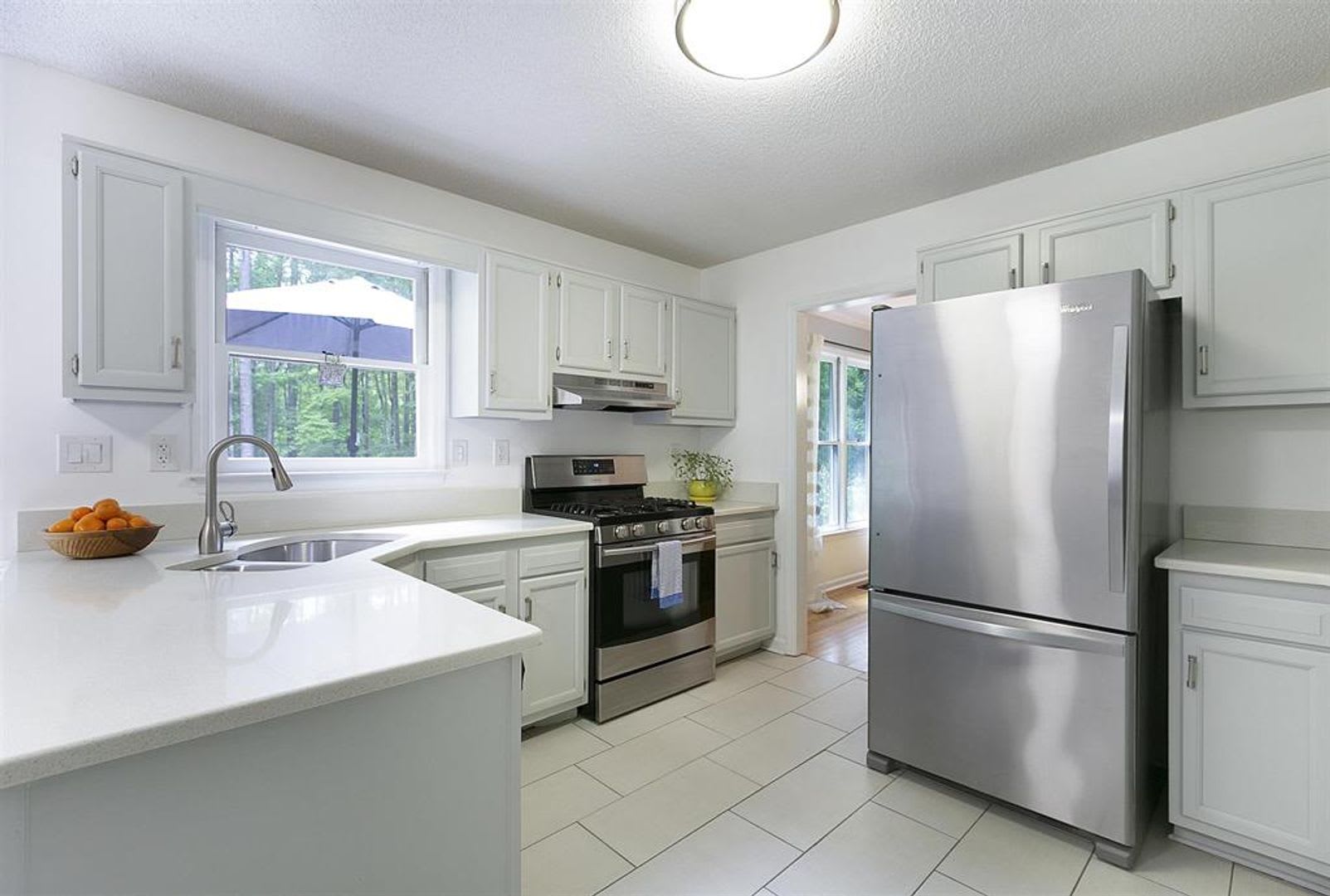 WOW! Charming 3 bedroom 2.5 bath home in the Northgate School District! Must See! – photo 2