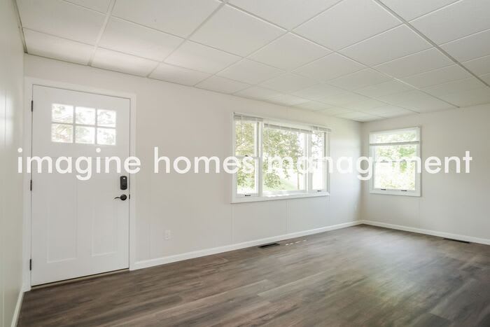 10937 Carlson Drive – photo 5