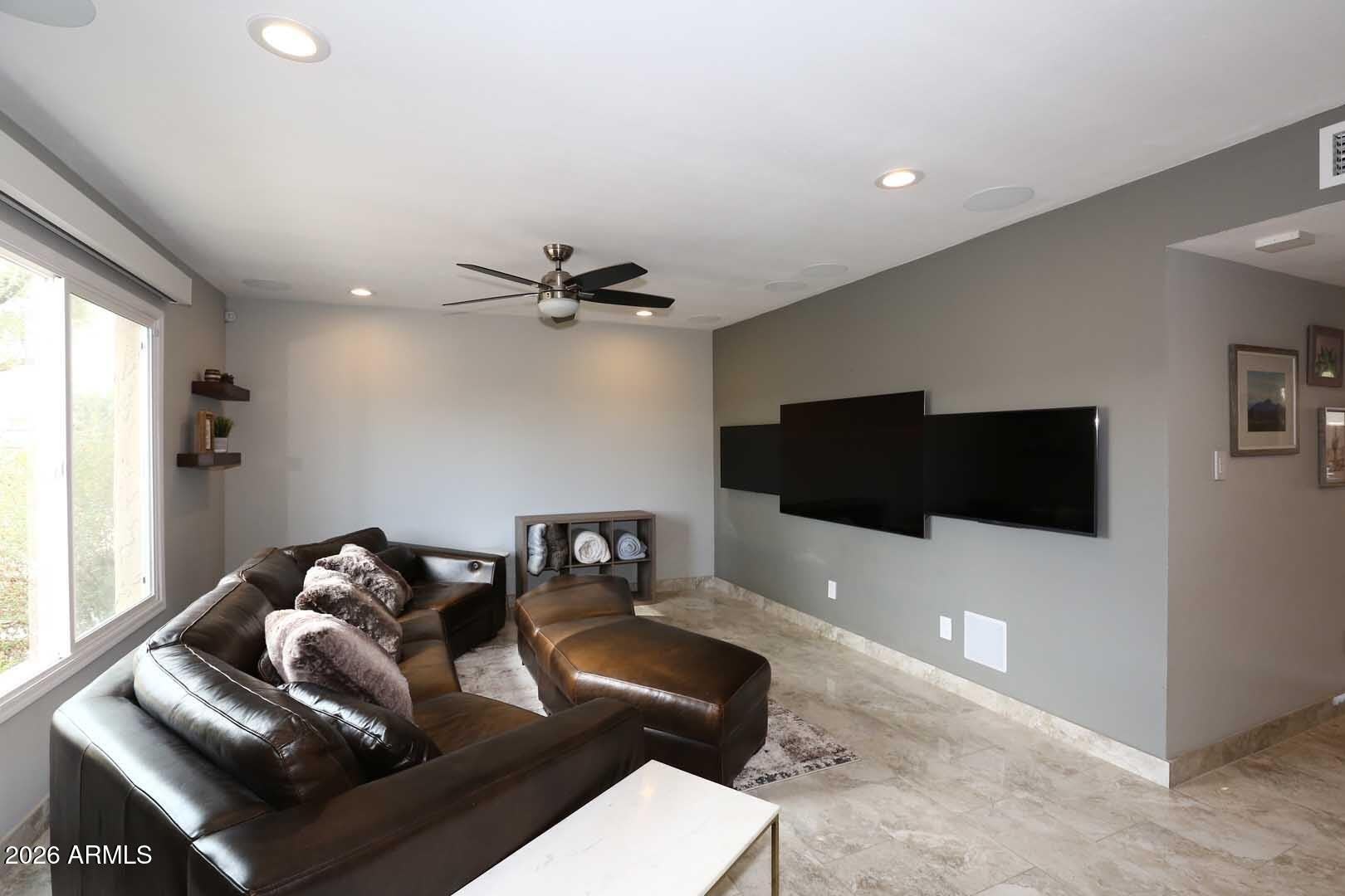 8390 E SOLANO Drive – photo 3