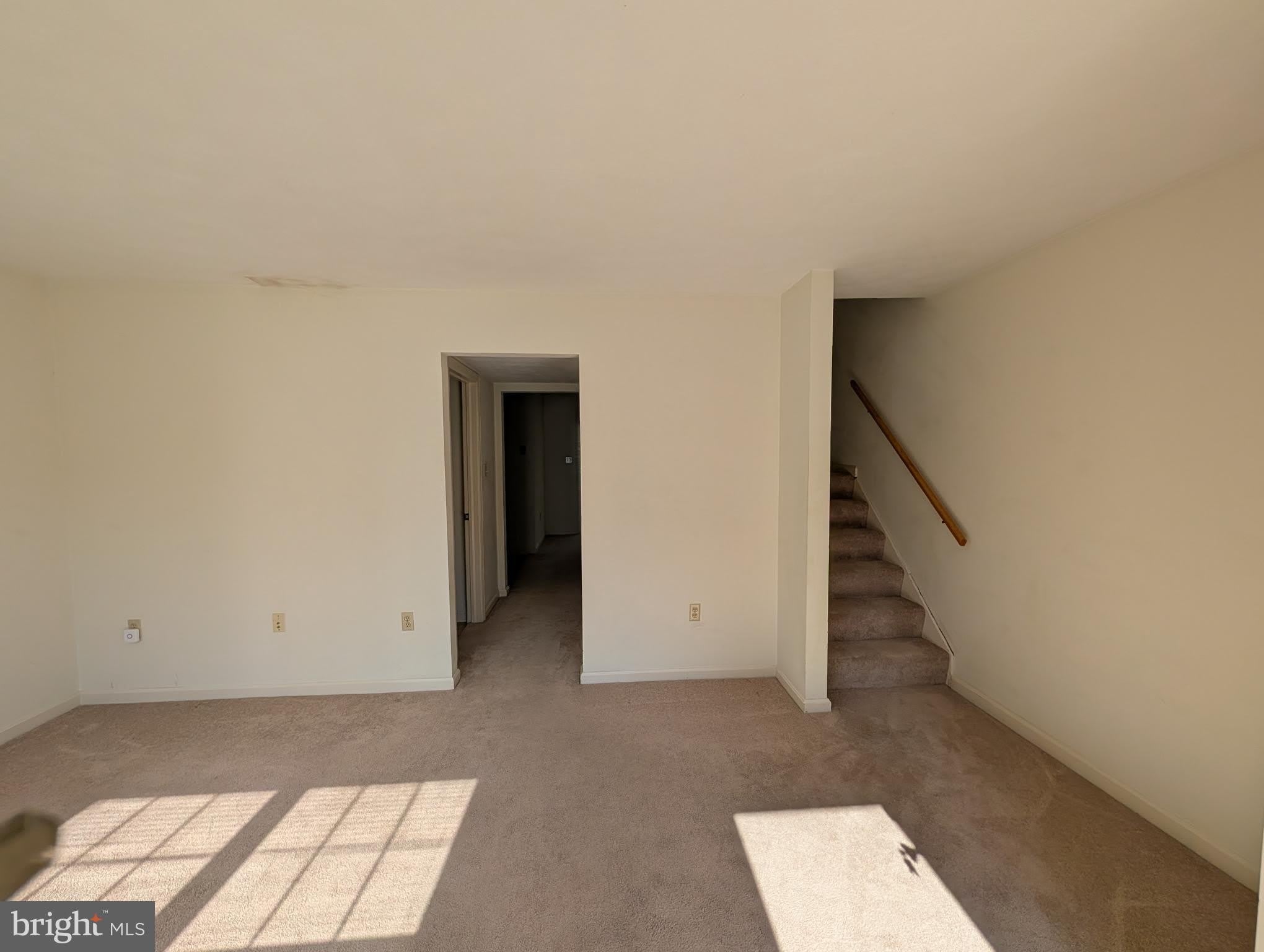 105 RIDGE Avenue – photo 4