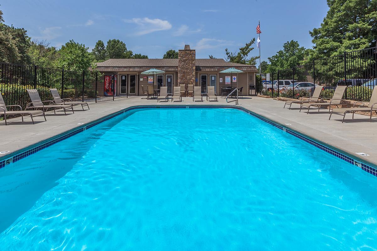 Bristol Pointe Apartments – photo 2