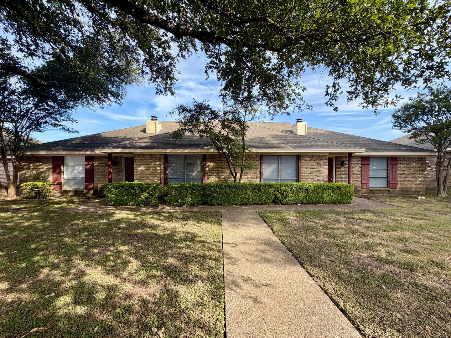 Duplex – photo 1