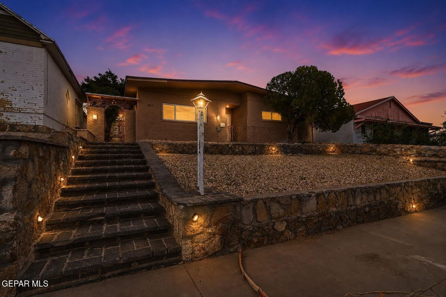 2413 Copper Avenue – photo 5