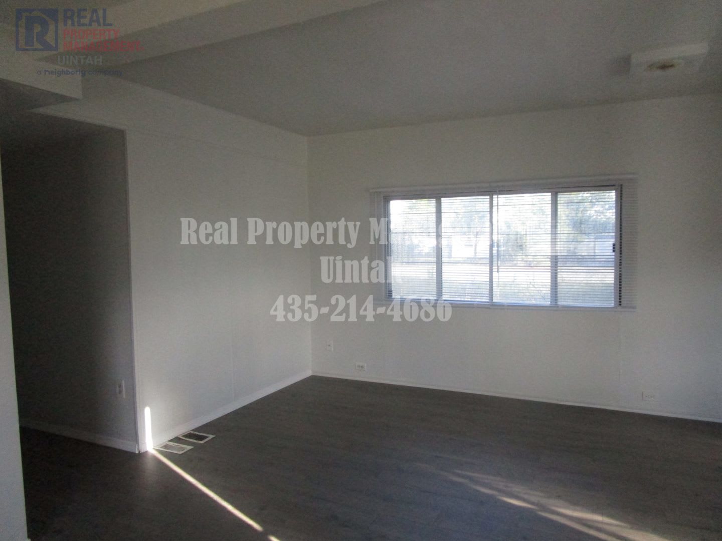 Cozy 3 Bedroom 1 Bathroom Trailer Home!!! MOVE IN SPECIAL!!!! $300 OFF FIRST MONTHS RENT!!!! – photo 2