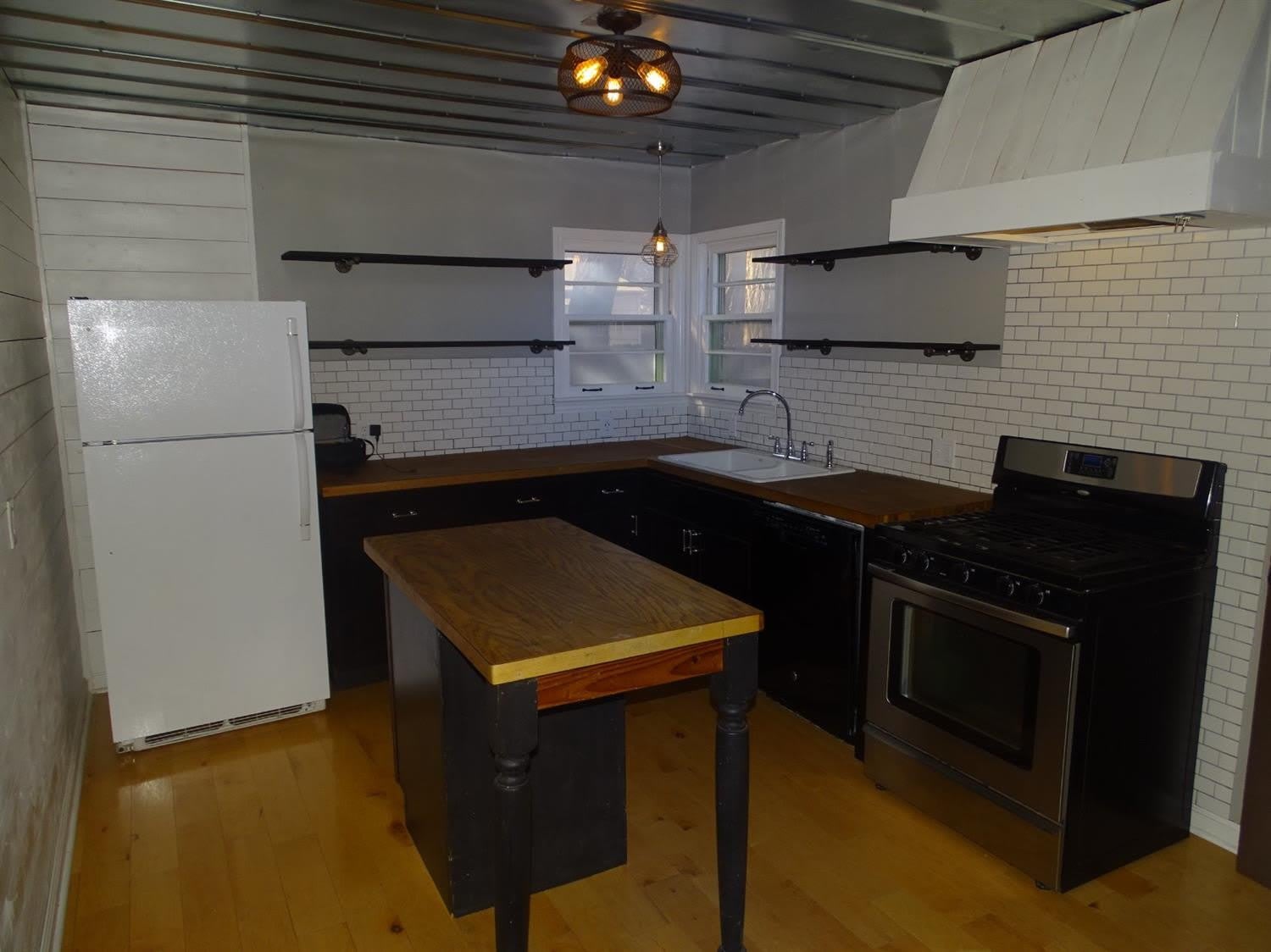 3702 26th Street – photo 3