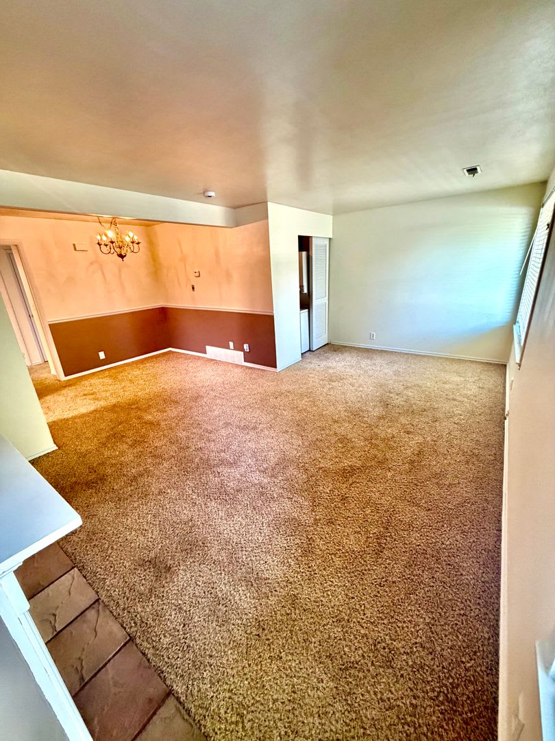 Cozy South Salt Lake 2 Bedroom 1 Bath – photo 3