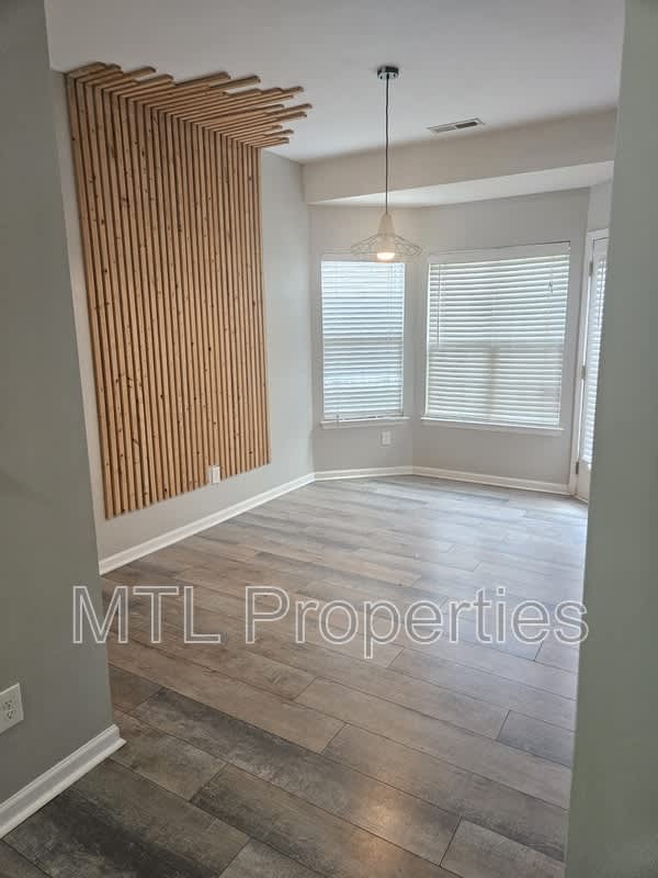 8716 Berrybrook Lane – photo 3
