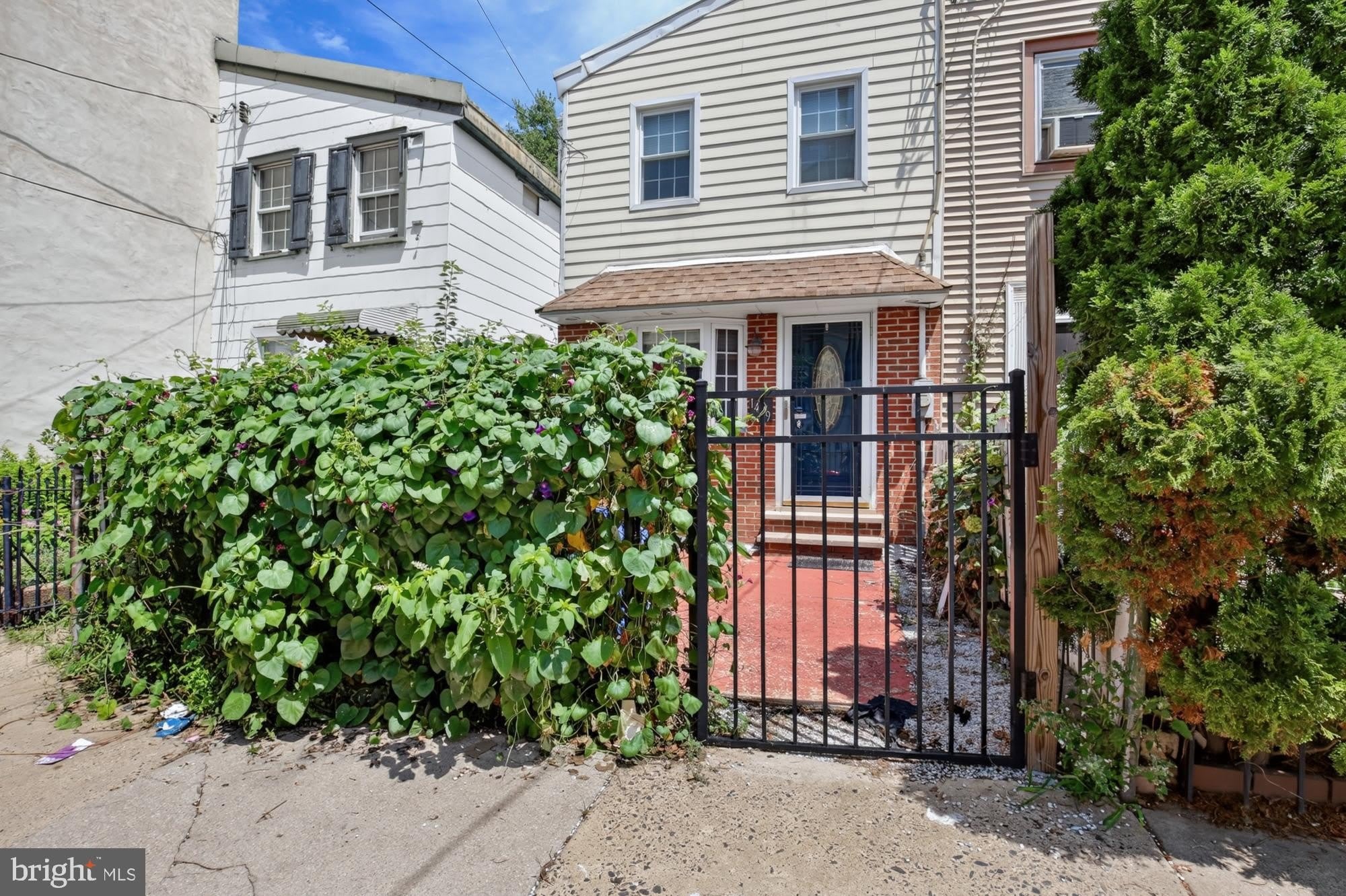 1439 E Oxford Street – photo 4