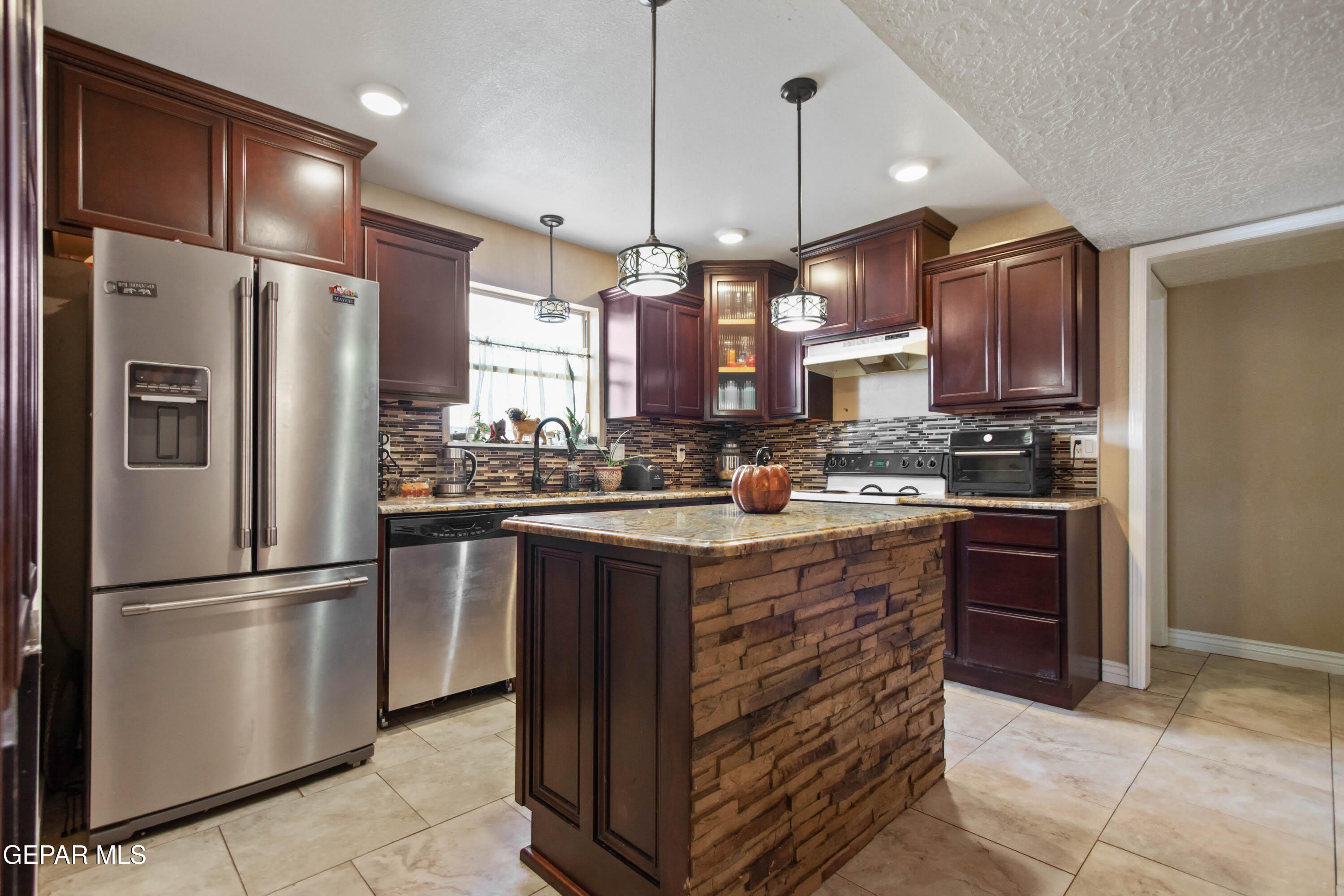8614 Holmsely Trail – photo 4