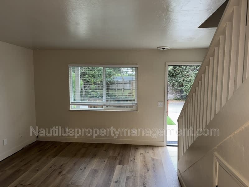 3387 Mission Drive – photo 1