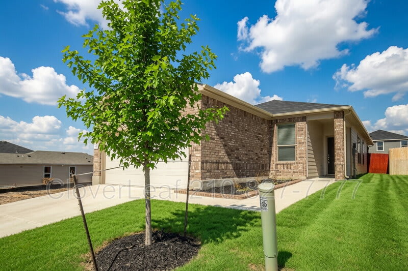 8329 Kinclaven Ct – photo 2