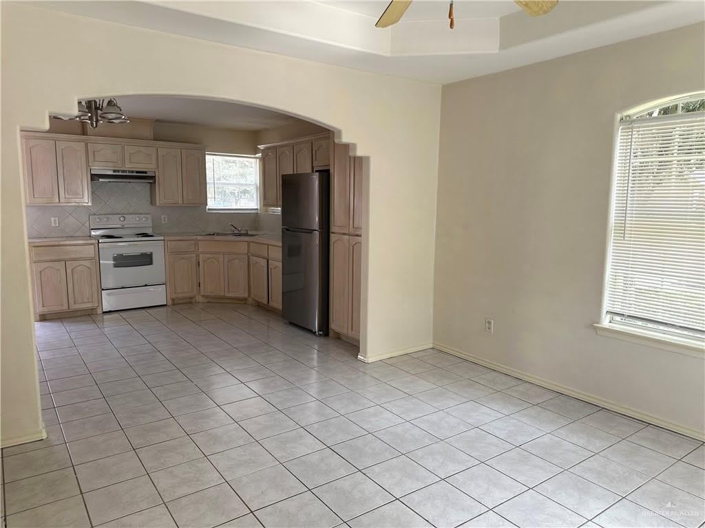 2303 Moonlight Lane – photo 5