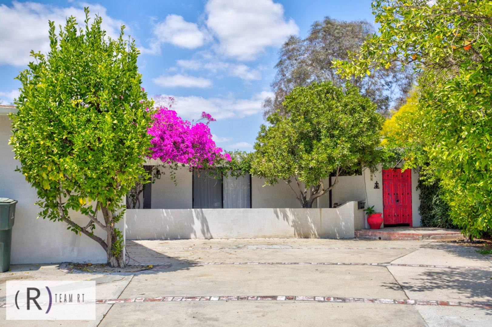 An Oasis of Calm In the Center of Riverside, CA – photo 2