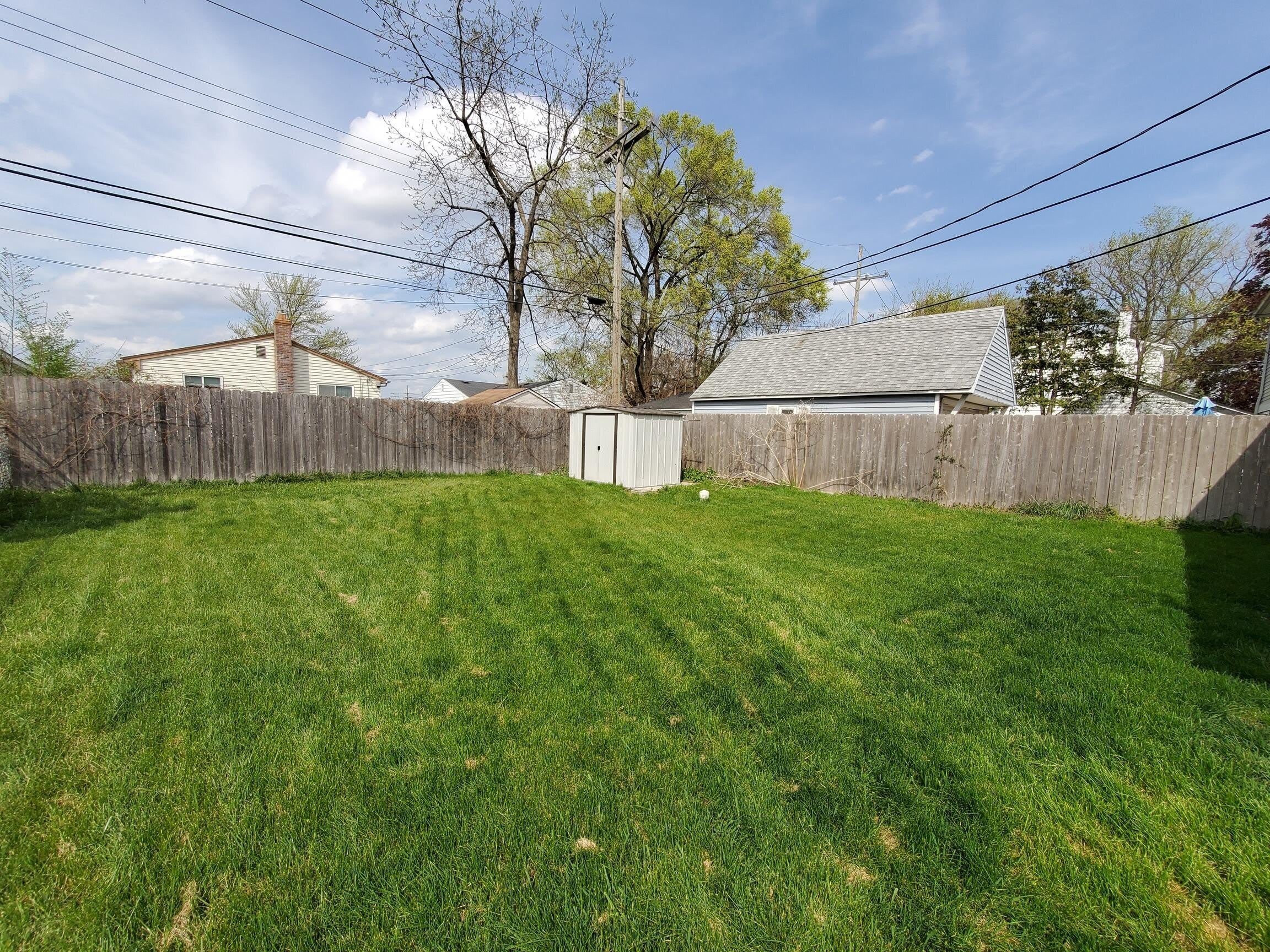 1251 E Kalama – photo 3