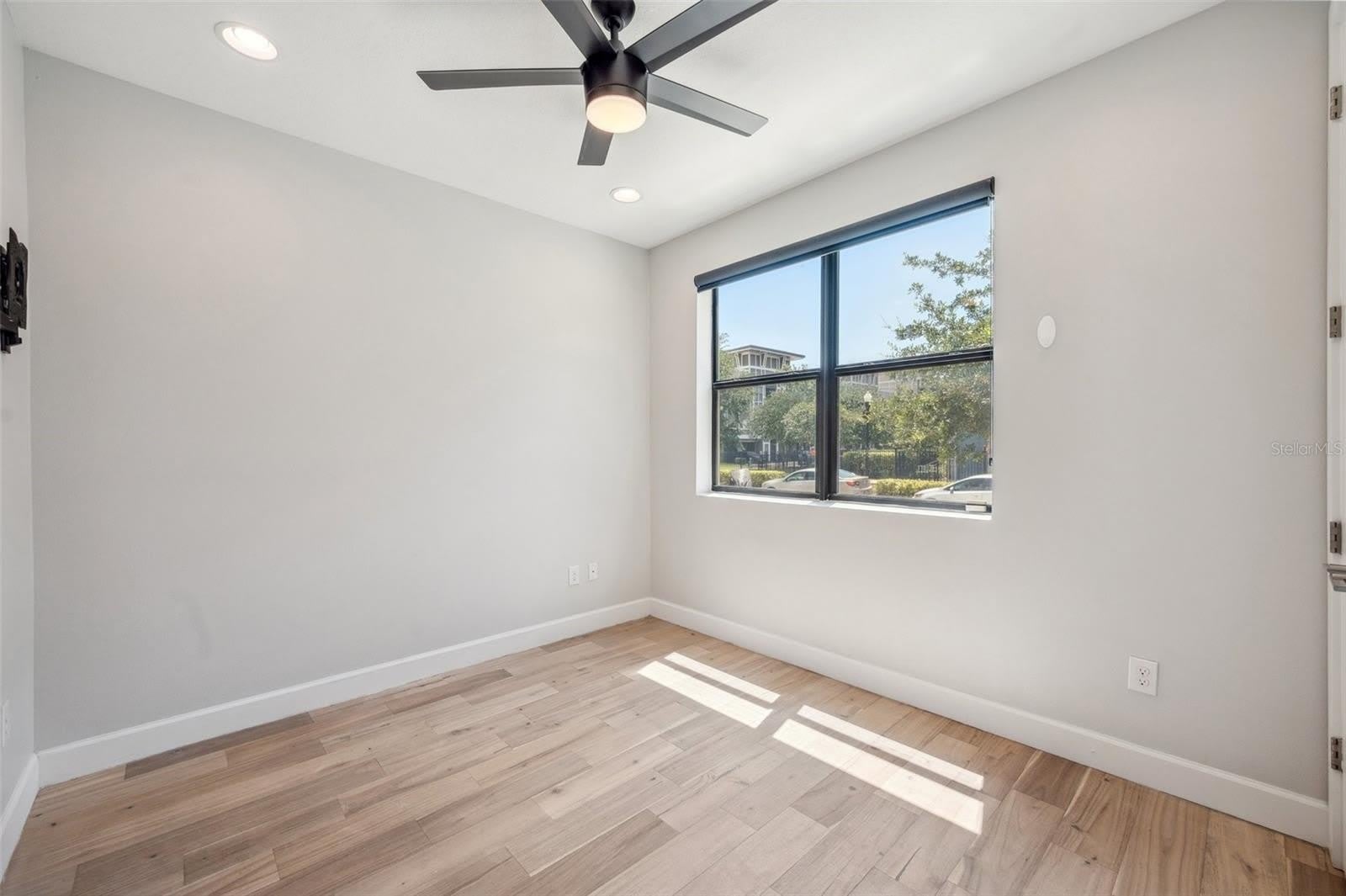 401 N OREGON Avenue – photo 4