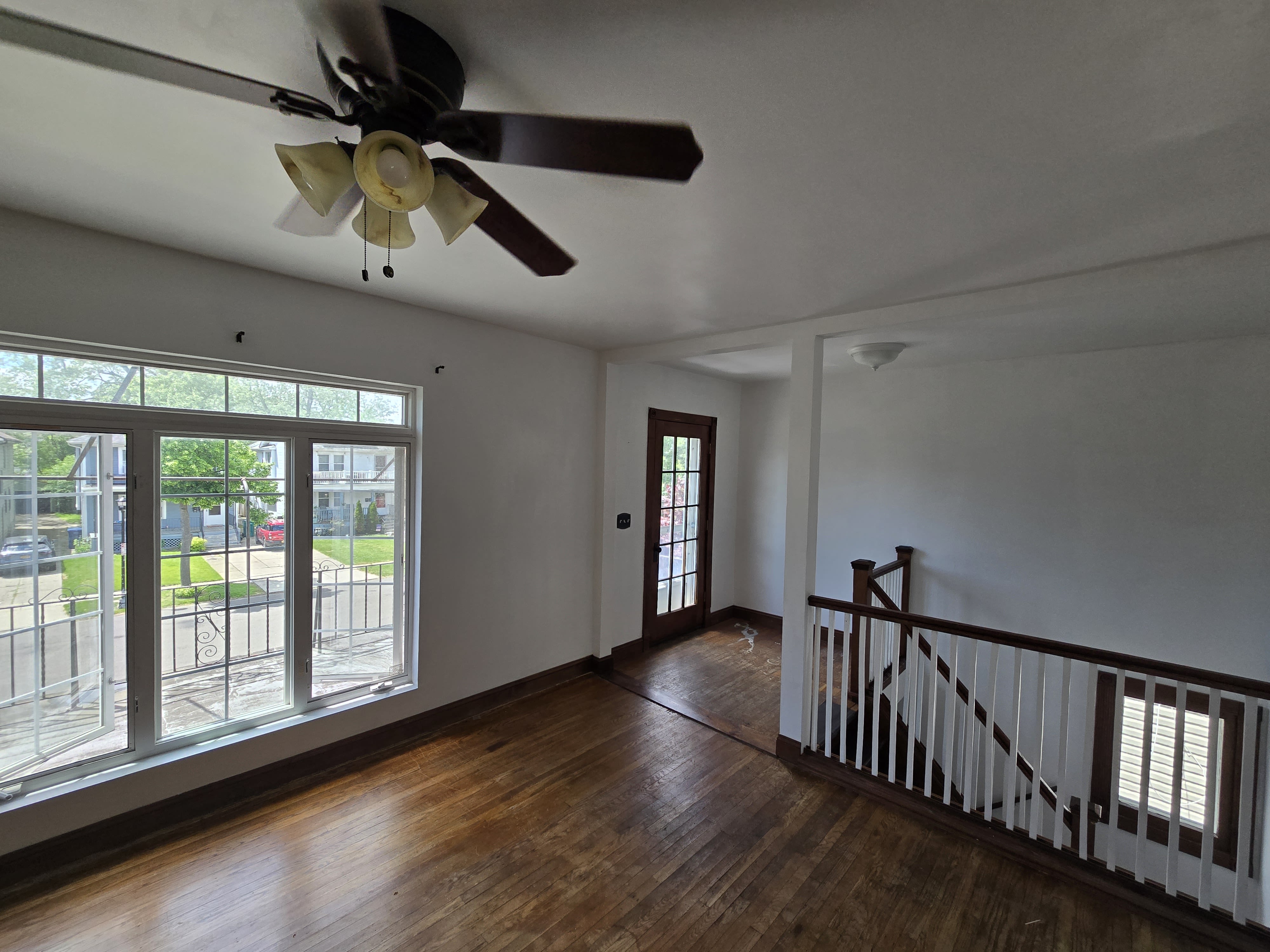311 Crestwood Avenue – photo 4