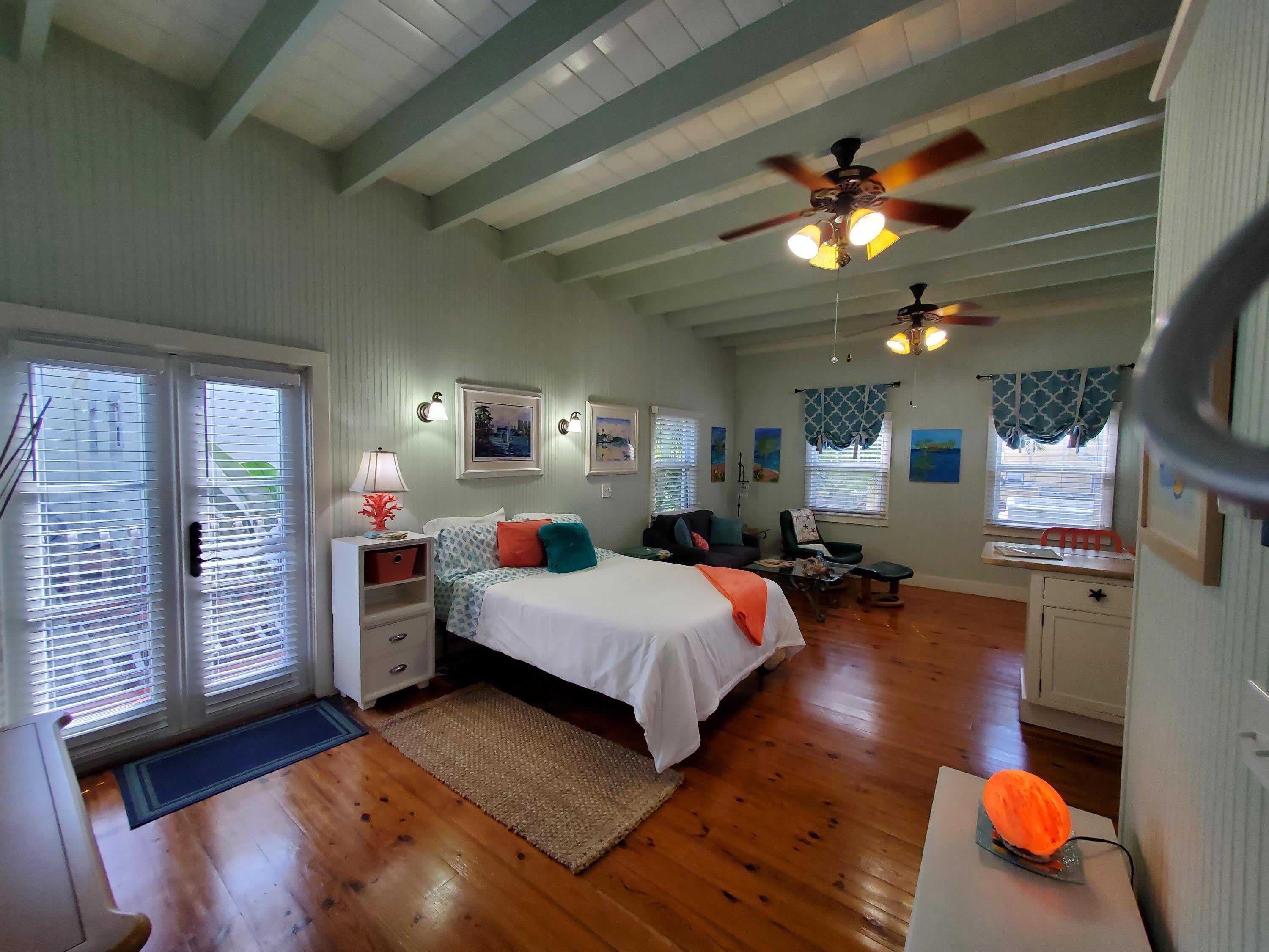 226 NE 1st Avenue – photo 1