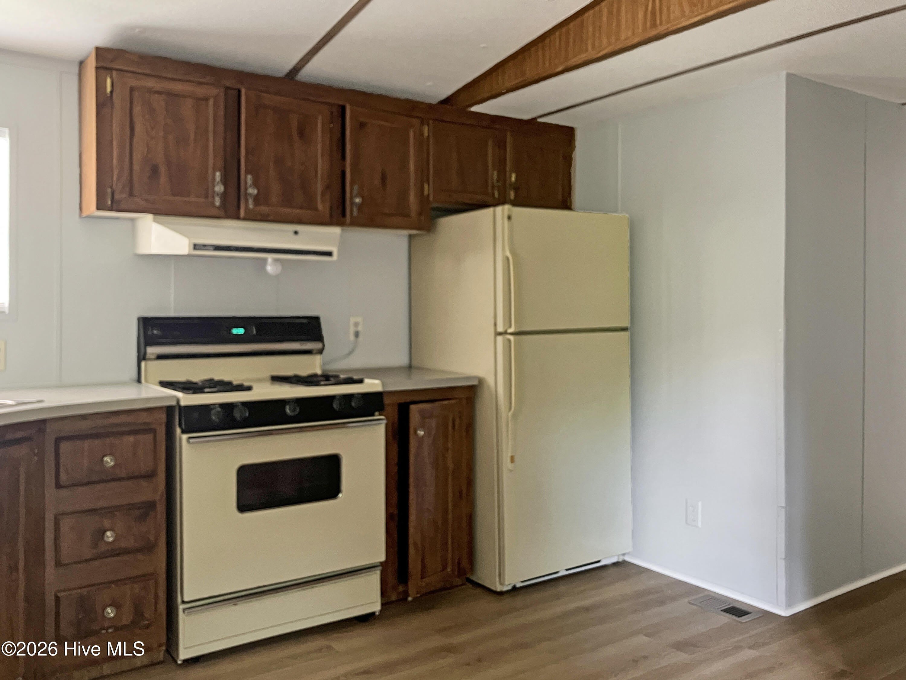 3020 Carswell Drive – photo 3