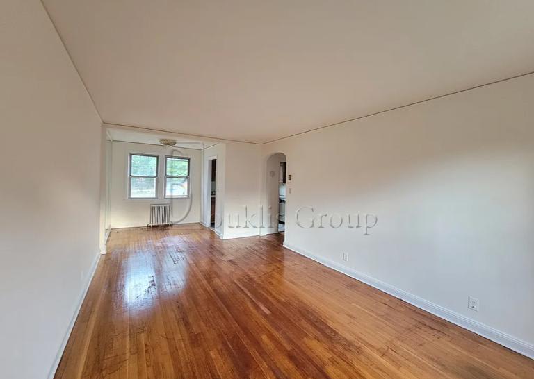 29-16 149th Street – photo 2