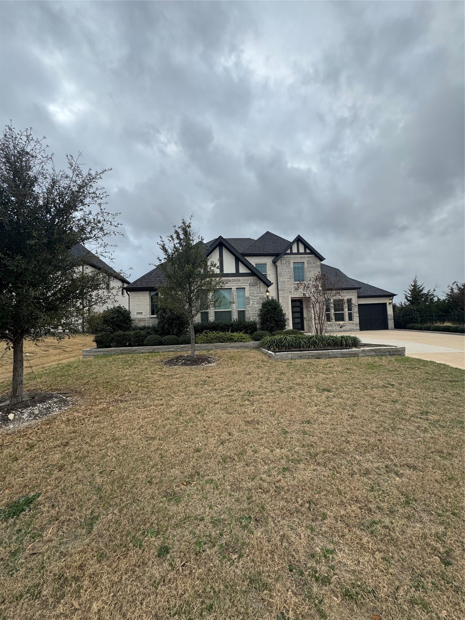 1520 Winchester Drive – photo 1