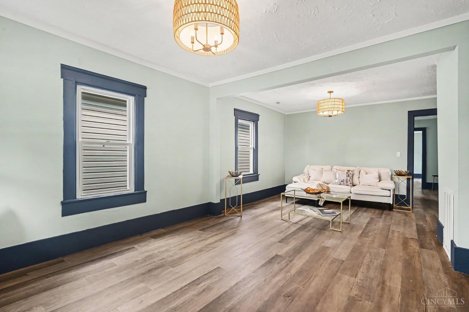 1103 Hunt Avenue – photo 2