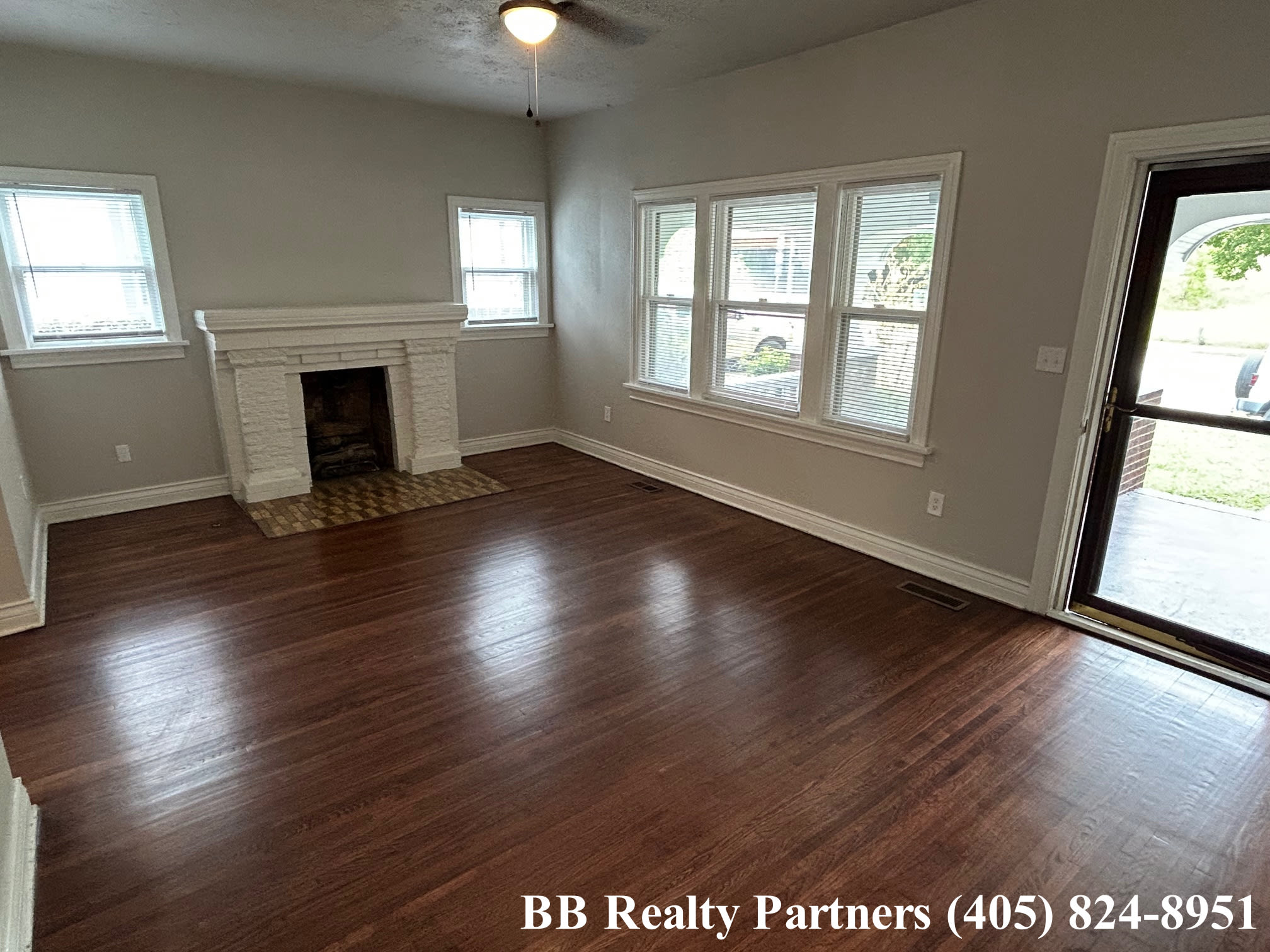 2812 E Admiral Blvd – photo 3