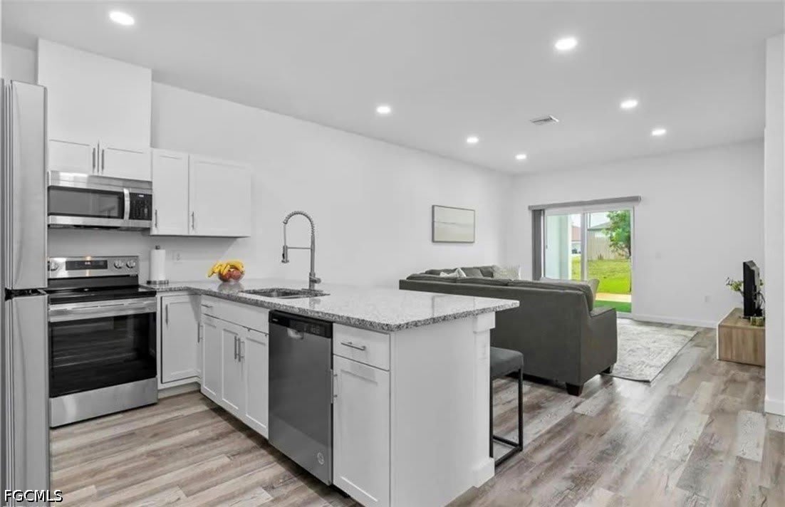 726 Gretchen Avenue S – photo 2