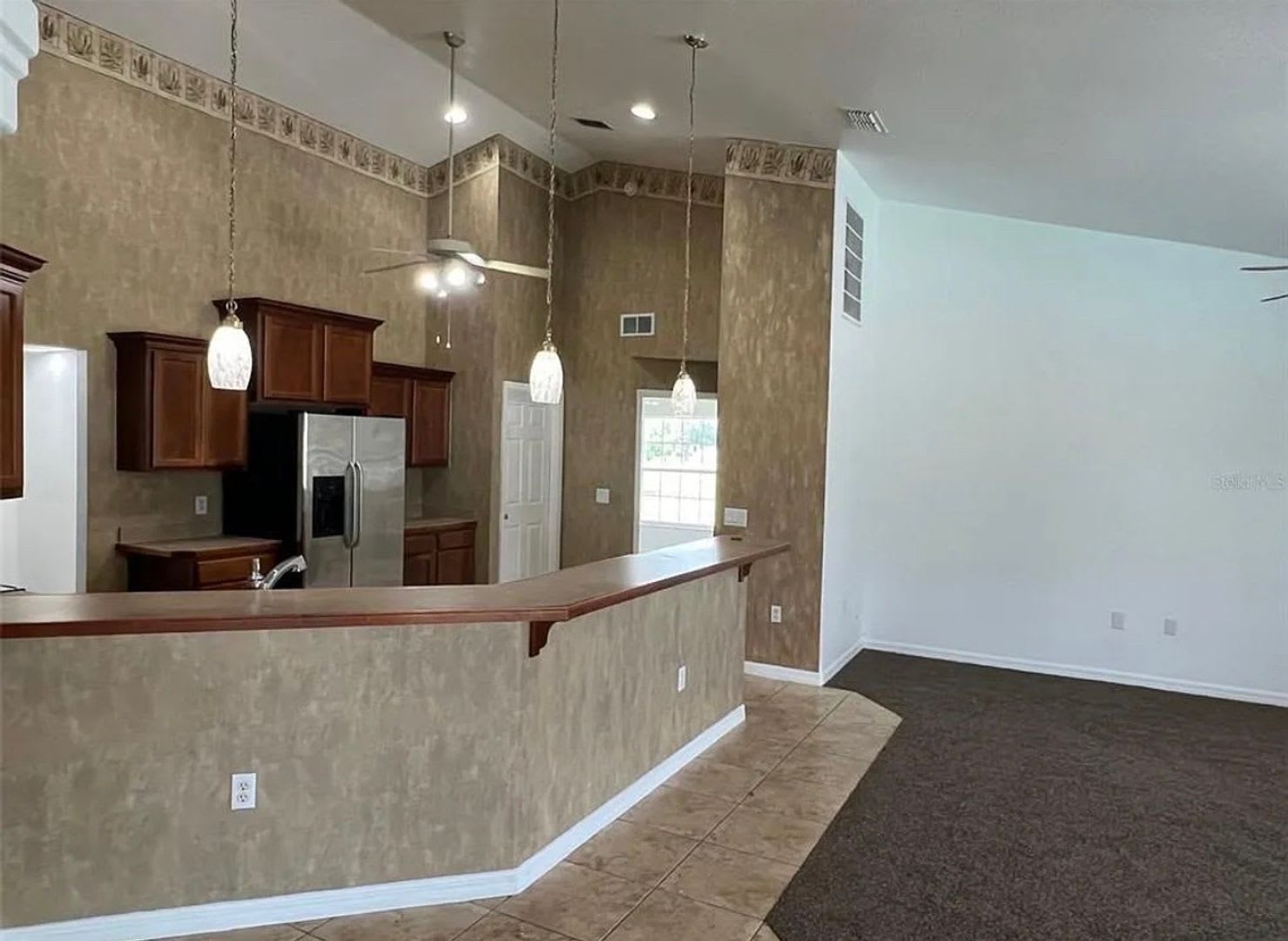 COMING SOON! Comfortable Living in a Peaceful Setting – photo 3