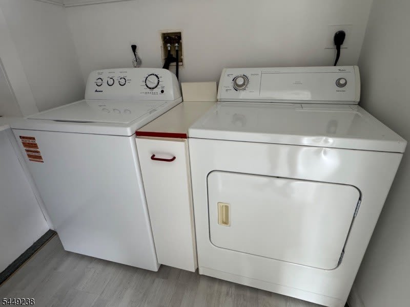 87 Park St – photo 4