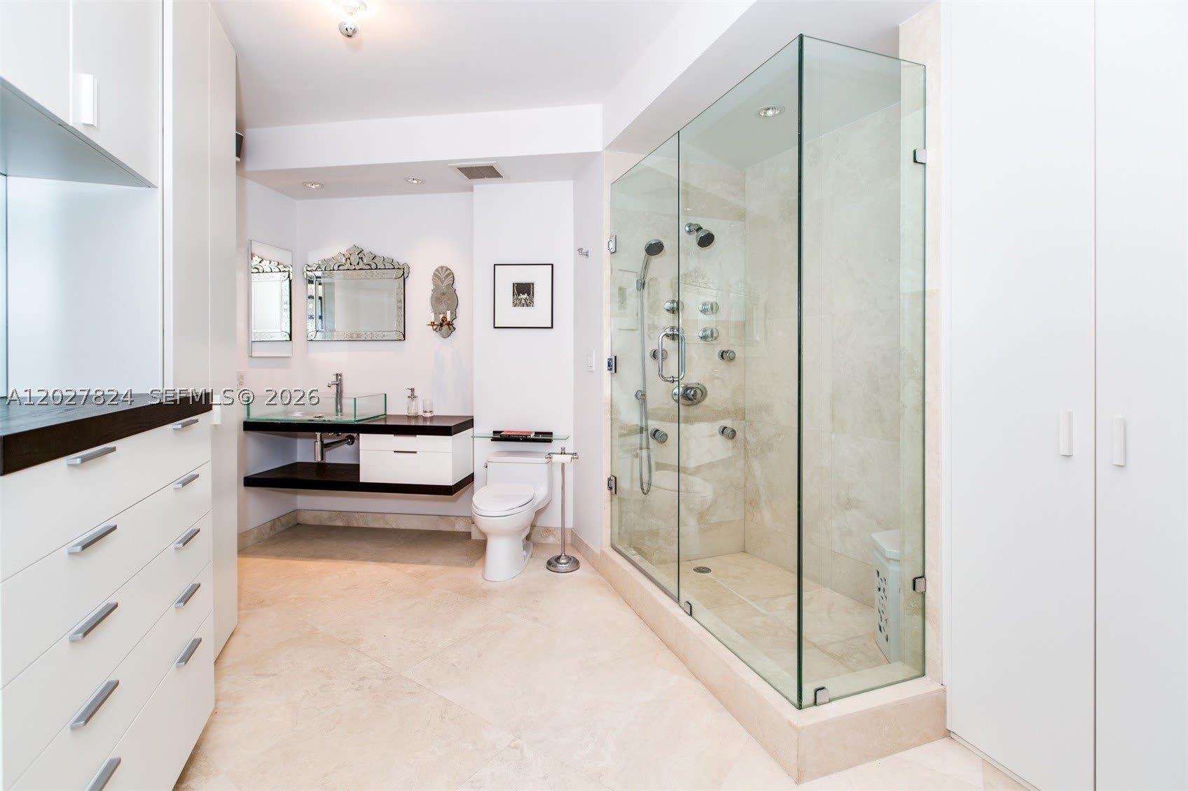 720 NE 69th St – photo 4