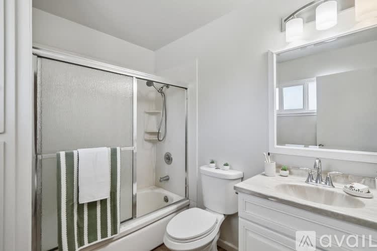 9101 La Riviera Dr – photo 5