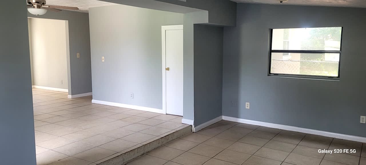 514 W Clermont Dr – photo 5