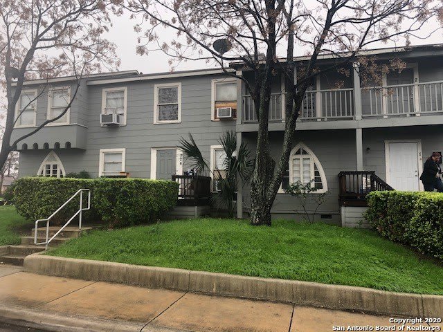 726 E GRAYSON ST – photo 2