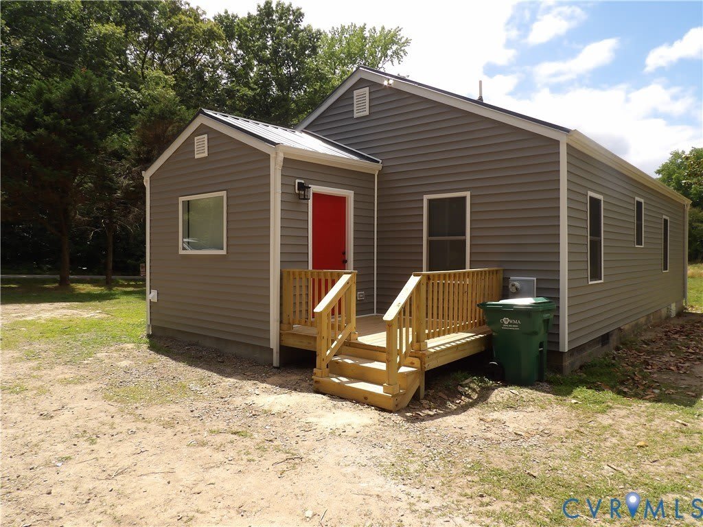 1000 E Washington Street – photo 4