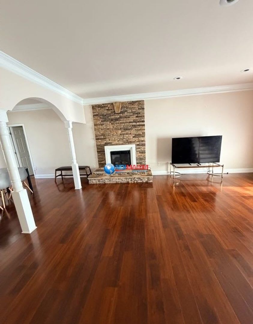 Nice 2-story house in the City of BUFORD schools + separate in-law suite – photo 3