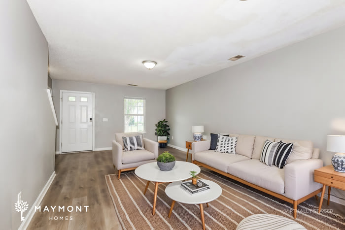 313 Denman Loop – photo 5