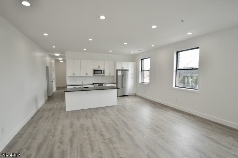 340 Millburn Ave – photo 2