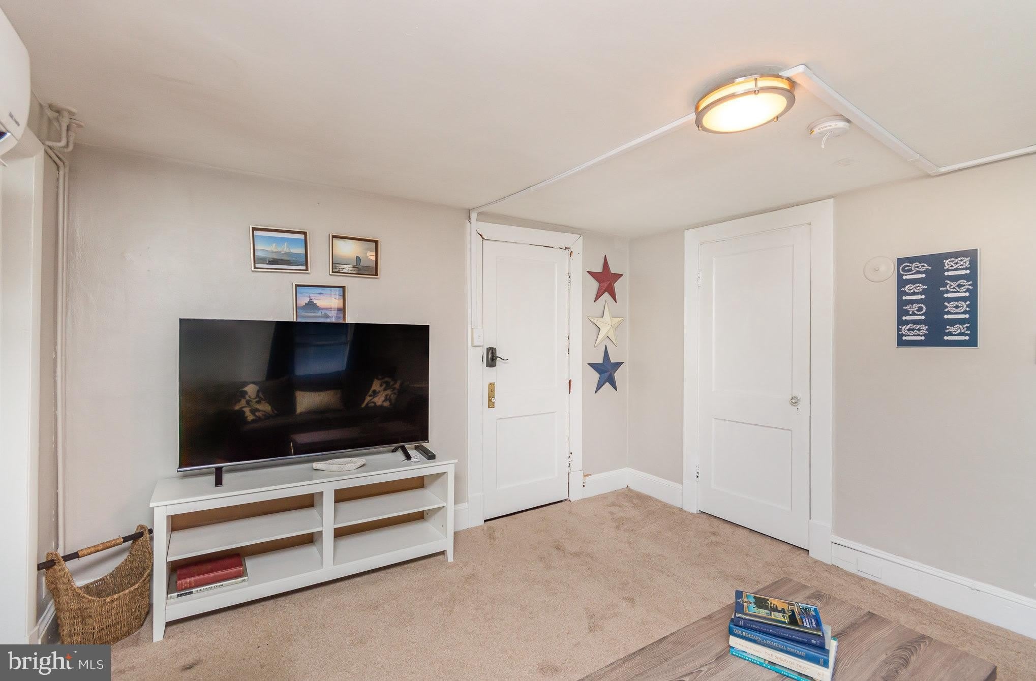 126 PRINCE GEORGE Street – photo 2