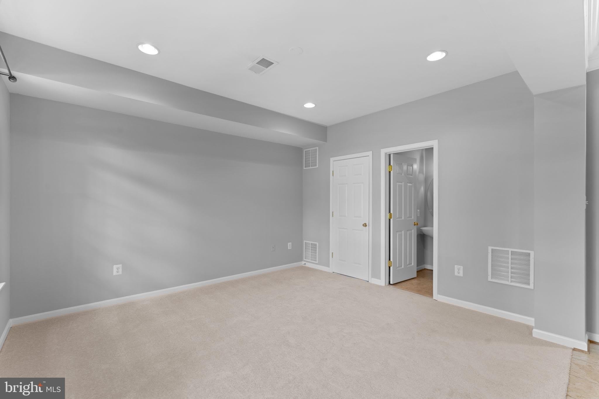 44253 HURON Terrace – photo 4