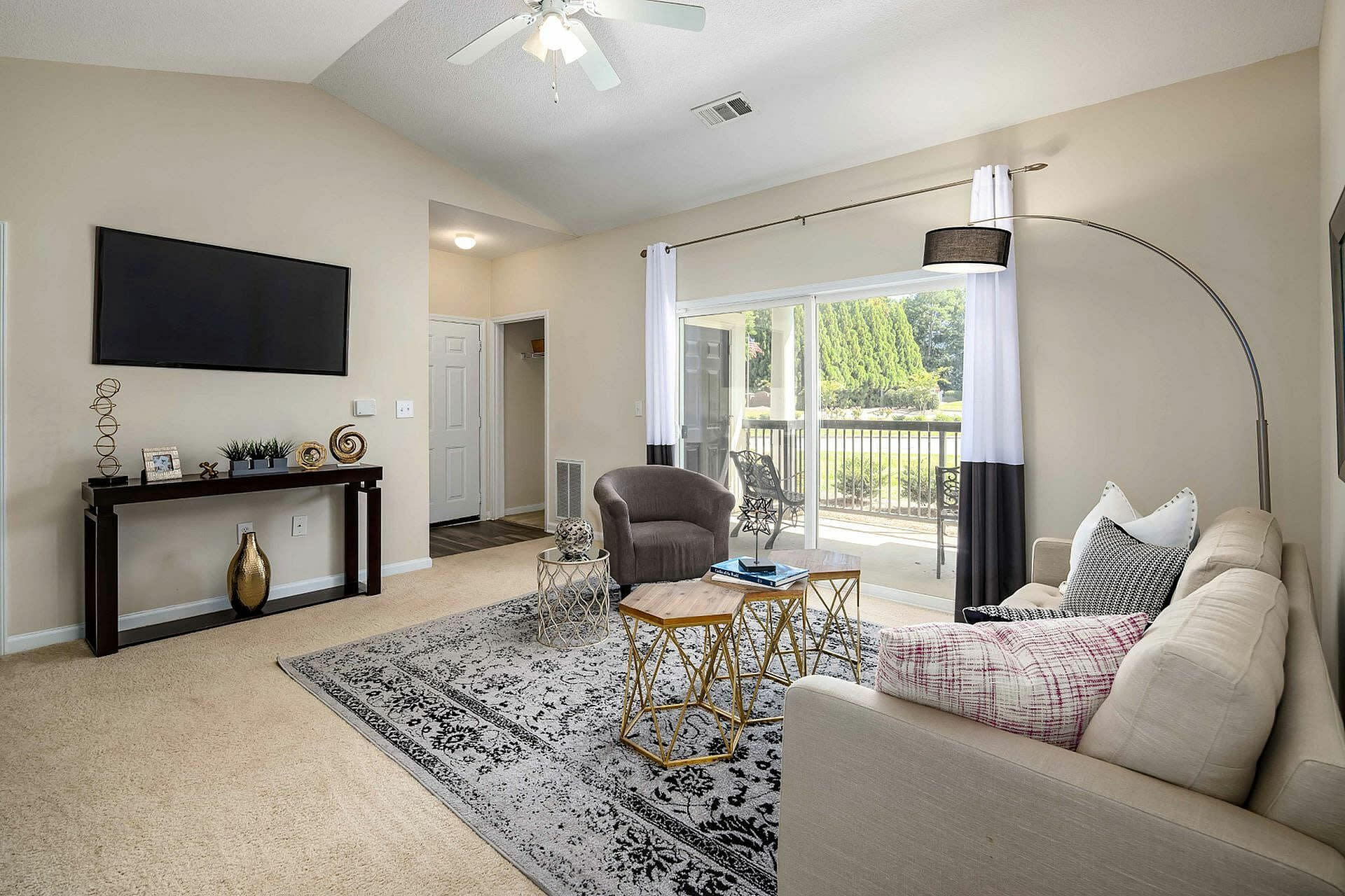 Abberly Woods Apartment Homes – photo 2