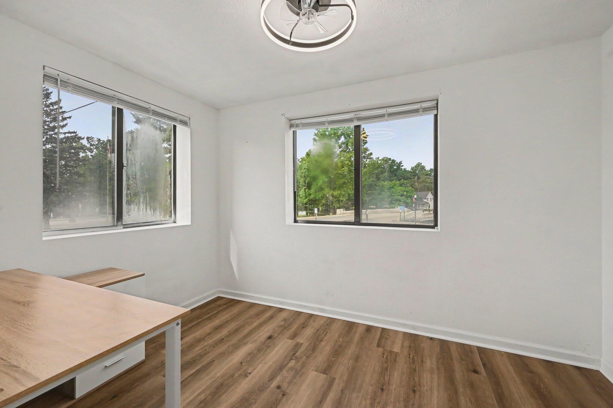 137 N Main Street – photo 5