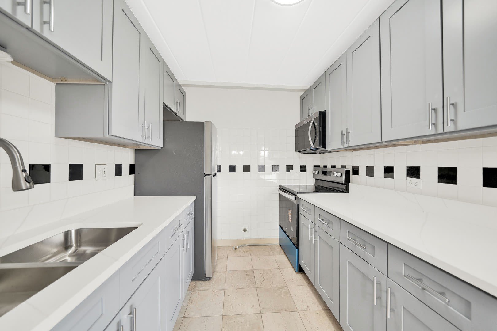 6161 N Hoyne Avenue – photo 5